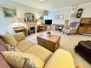 Lounge Area- click for photo gallery
